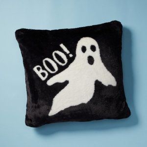 20x20 Faux Fur Ghost Boo Pillow - NWT